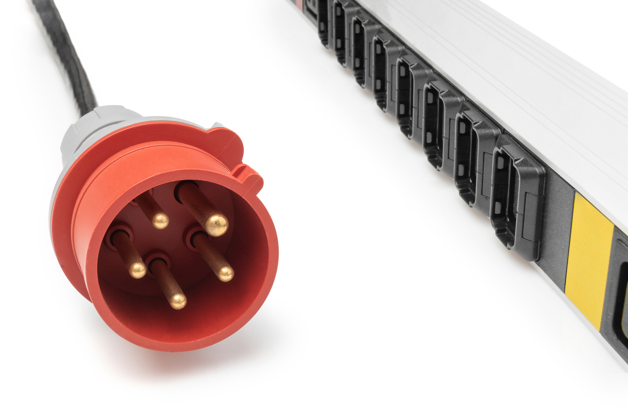 3-phasige IT PDU, 24x C13, 3x C19, 16A